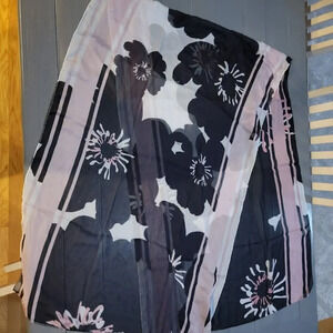 Furla Women's Black & pink 100% Silk Beautiful Scarf Size 37 L X  26W In…